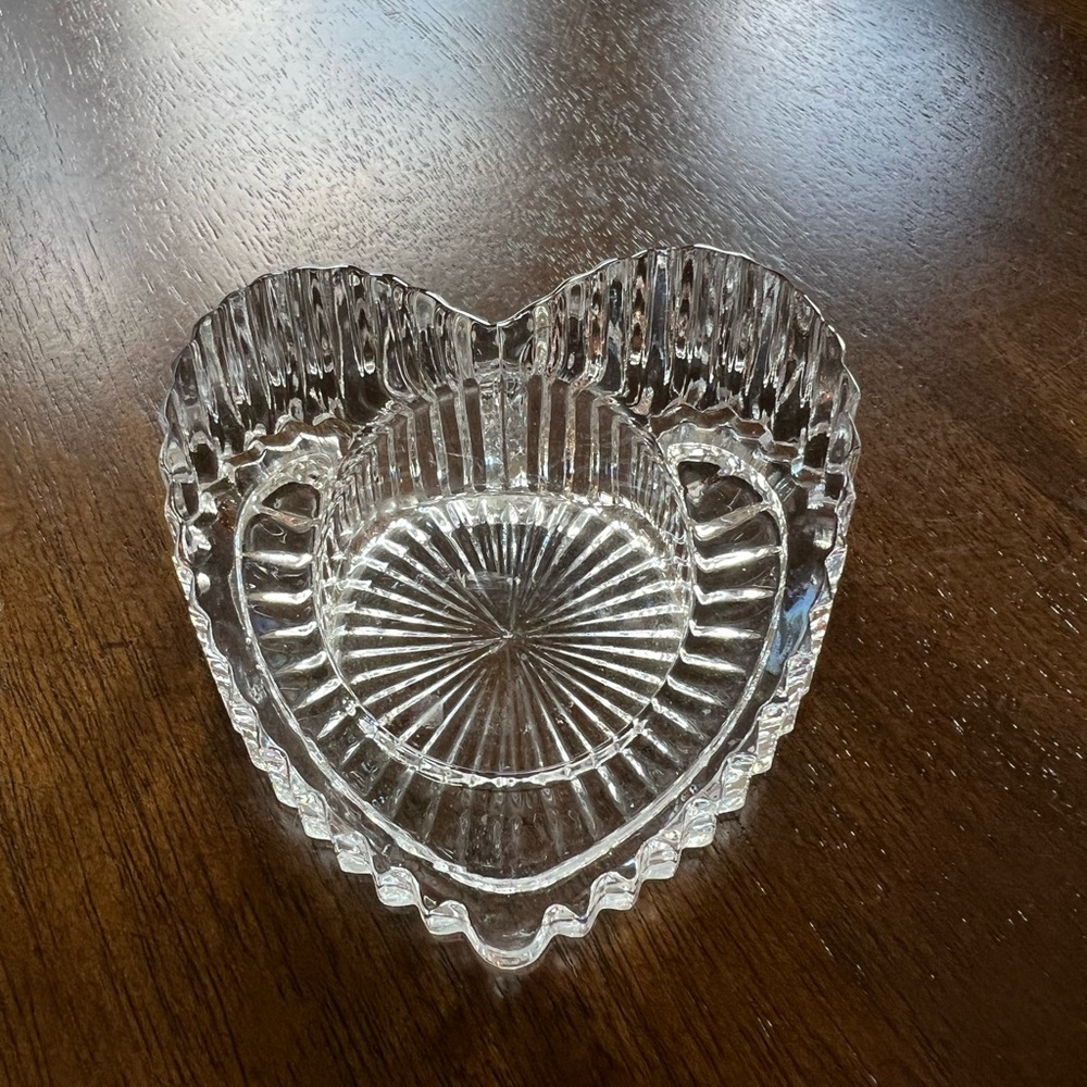 PartyLite crystal Heart shaped Tea Lite Votive holder